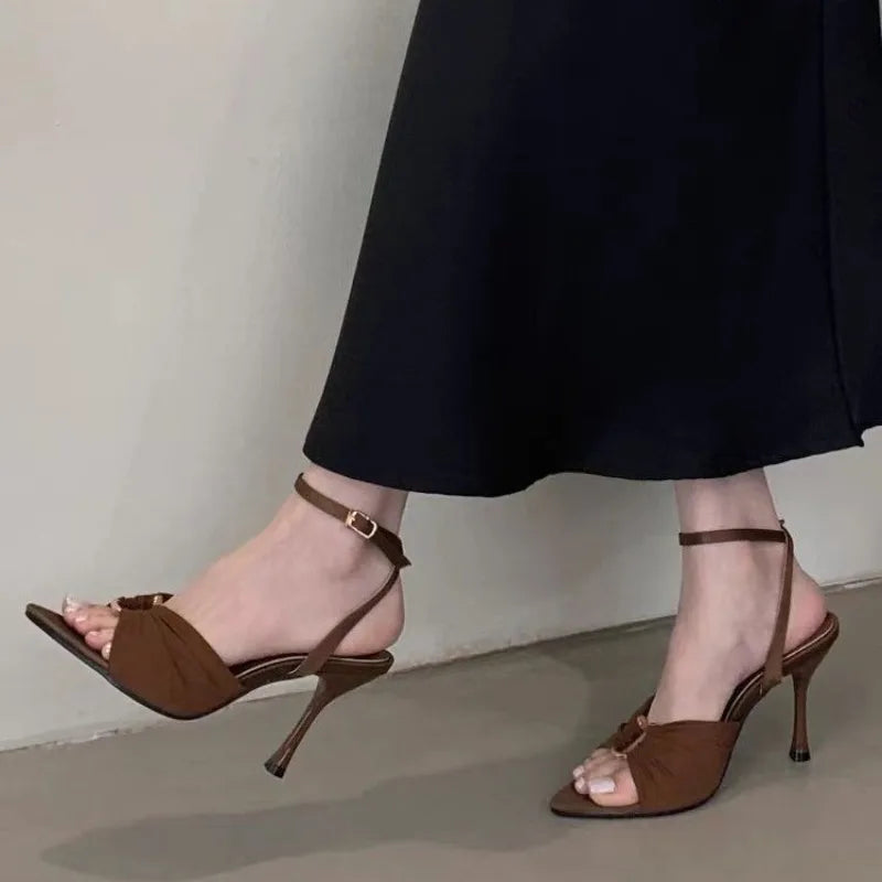 Sandales à Talons Super Hauts Femme — Glamour & Élégance