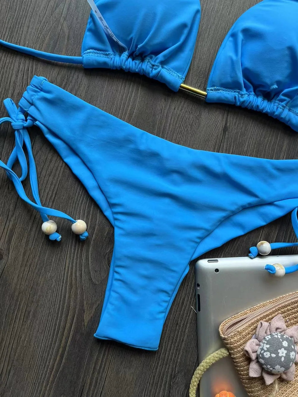 2025 nouveau Triangle Sexy maillot de bain pour femmes Bikinis brésiliens licou maillots de bain Push Up maillot de bain chaîne en métal plage Bikini ensemble