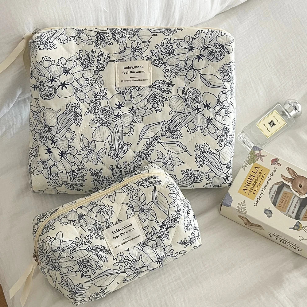 Women's Vintage Floral Handbag, Portable Zipper Cosmetic Bag, Makeup Pouch, Travel Toiletry Bag, Quilted Powders, Wholesale