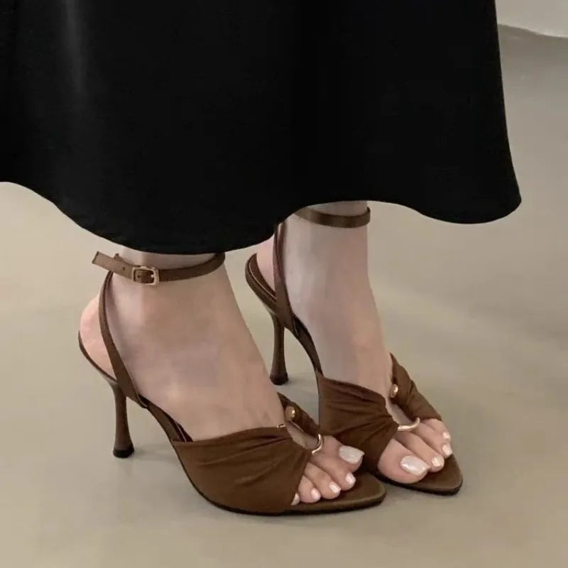 Sandales à Talons Super Hauts Femme — Glamour & Élégance