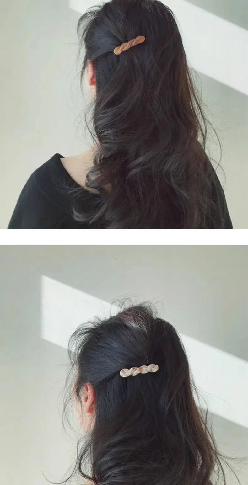 Peigne pince à cheveux torsadé mode — élégant, côté, épingle, fille, accessoires