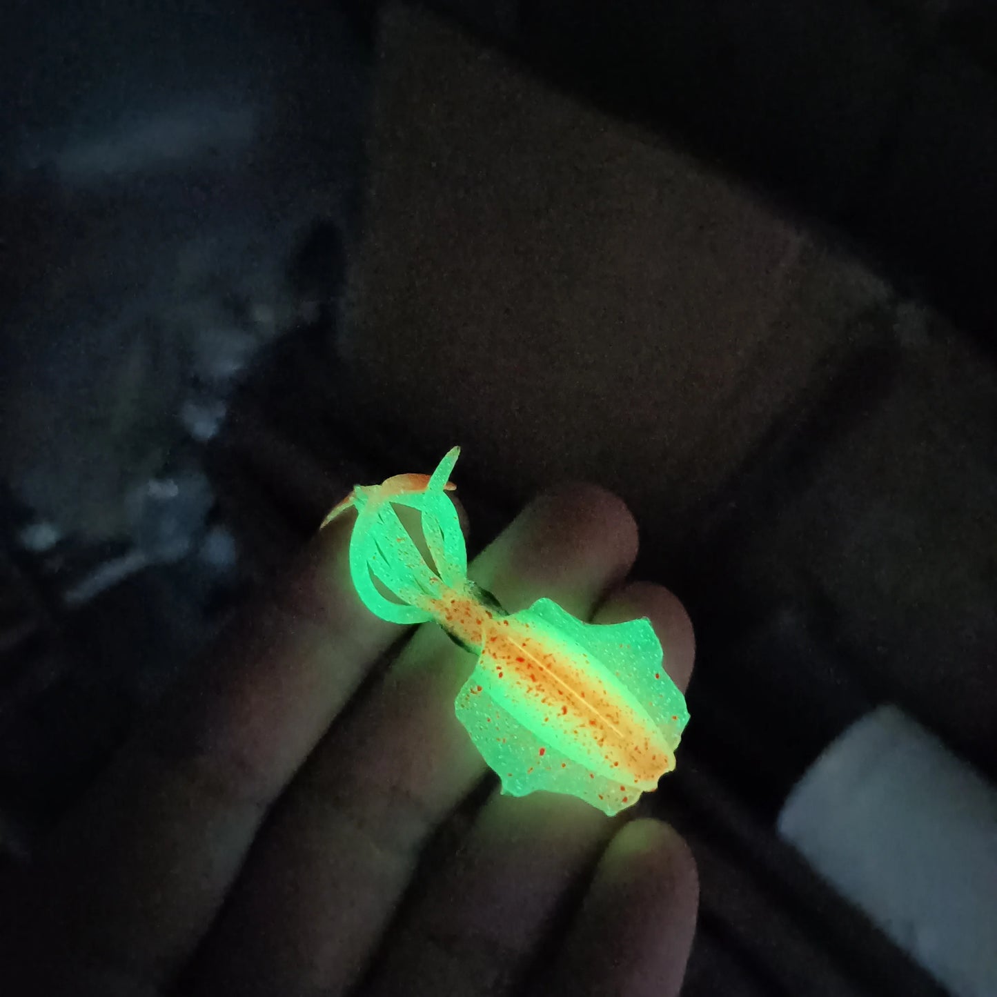 DUODUOYU 1 pièces Mini leurre de pêche au calmar souple 6 cm 2g gabarits de calmar UV lumineux pour leurre de pêche en eau douce appât Wobbler matériel de pêche