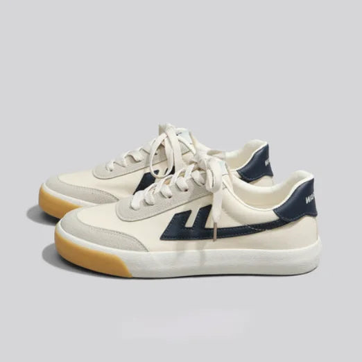 Chaussures Plates Légères & Respirantes 2025 — Confort Quotidien