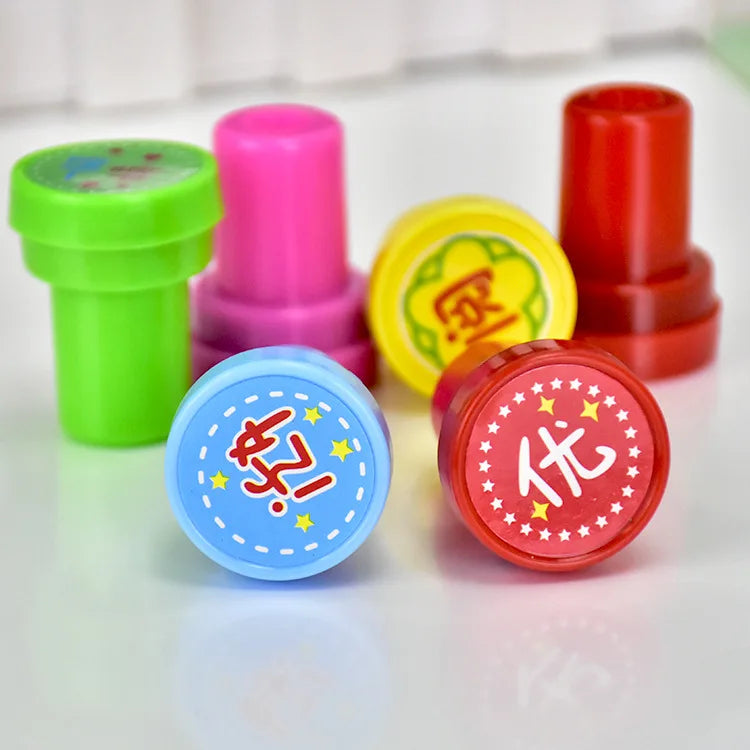 Assortiment de timbres auto-encreurs pour enfants, 10 pièces, tampons de jouets pour enfants, sceau de visage Smiley, Scrapbooking, peinture à la main, décor d'album Photo