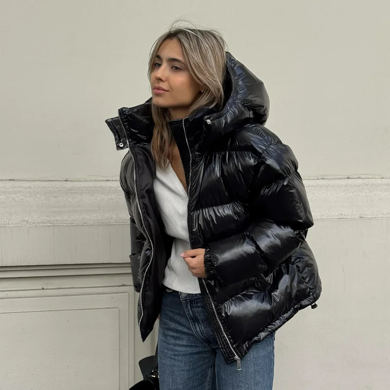 Women's Hooded Coats with Solid Shiny Zipper, Pleated Short Cotton Jacket, Warm Elastic Waist, New 2025 Winter Collection, Street Outerwear