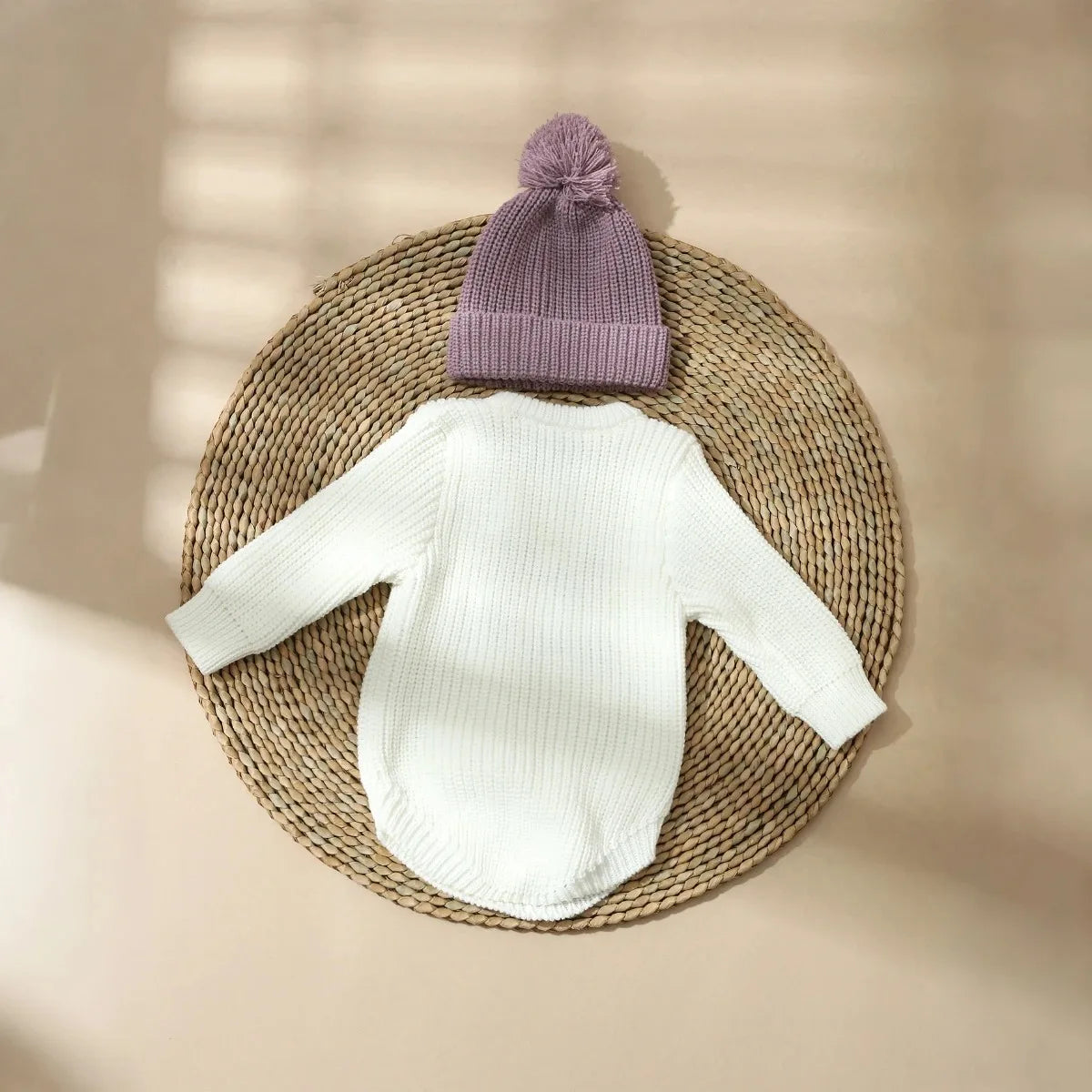Barboteuse tricotée pour nouveau-né — chapeau à pompon, pull bébé garçon et fille, séance photo HD (v5)