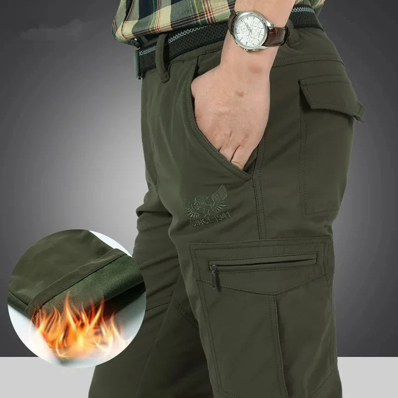 Men's Winter Fleece Tactical Pants Warm Cargo Pants Hunting Softshell Work Pants Thick Warm Waterproof Shark Skin Pants M-4XL