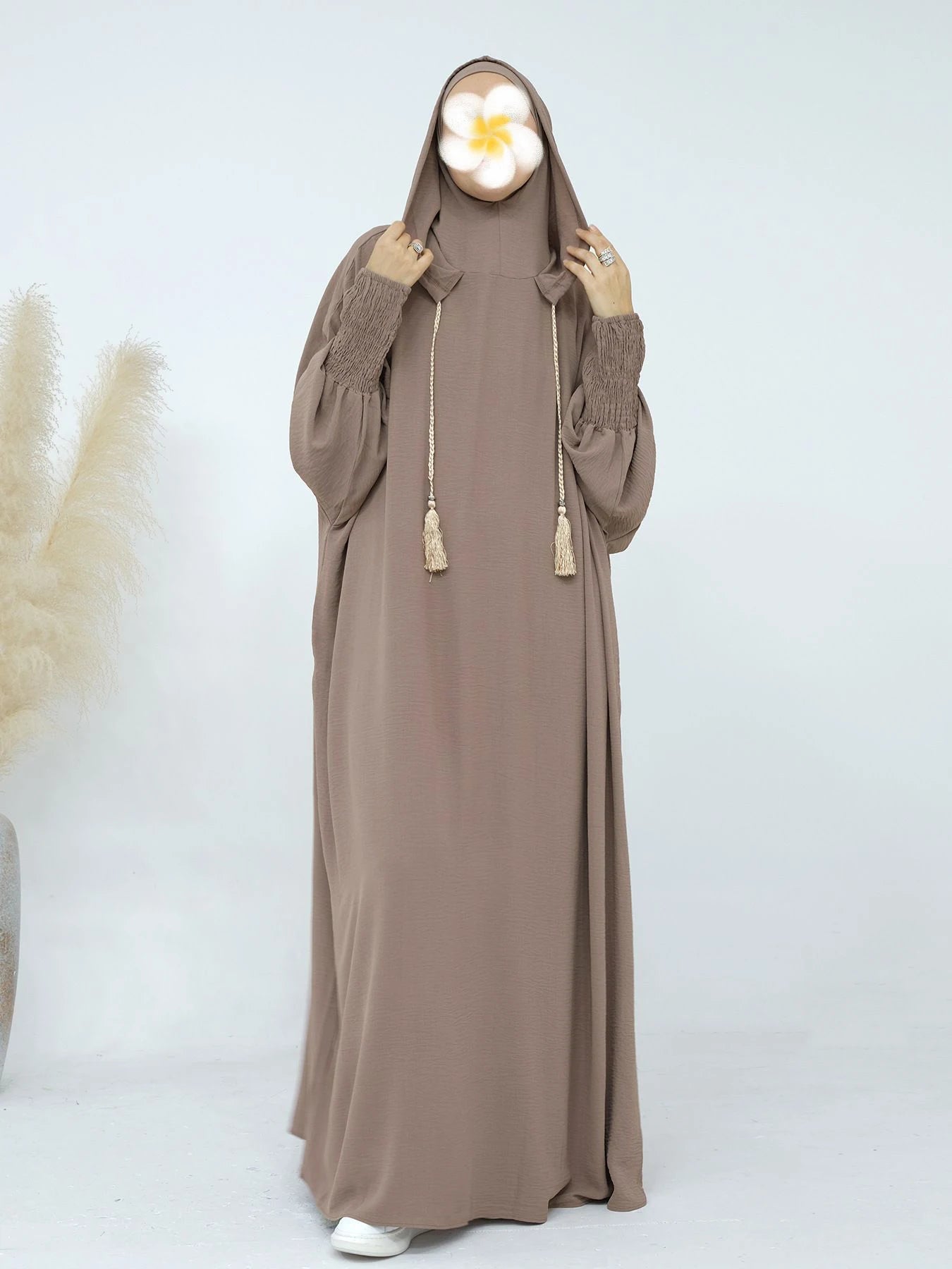Abayas à pompons pour femmes musulmanes, vêtements de prière du Ramadan, Jalaba à capuche, manches chauve-souris décontractées solides, robe arabe financièrement, Djellab Eid
