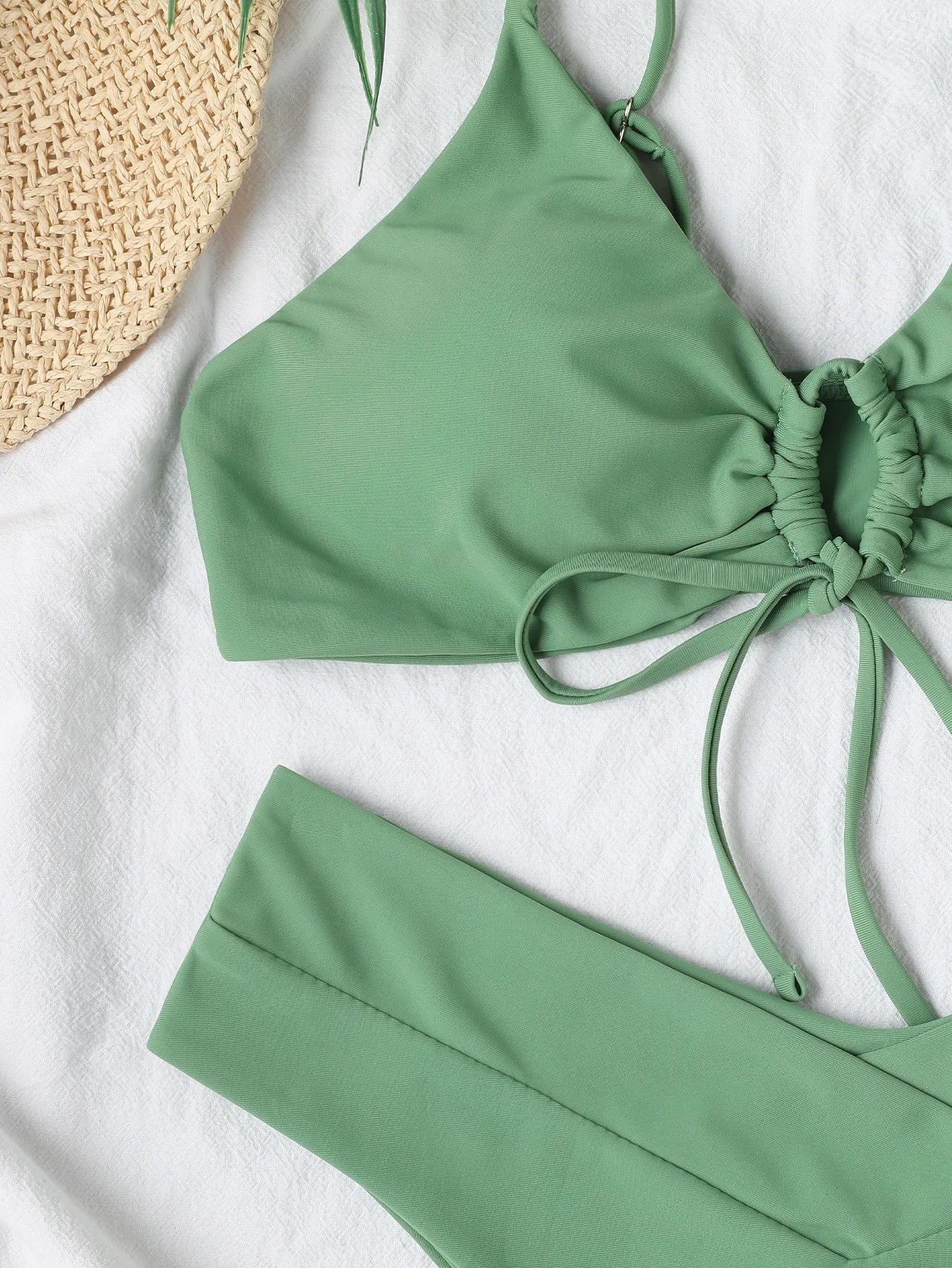 Nouveau ensemble de Bikini à haute élasticité pour 2025 été deux pièces couleur unie à lacets Sexy femmes maillot de bain plage maillot de bain maillots de bain