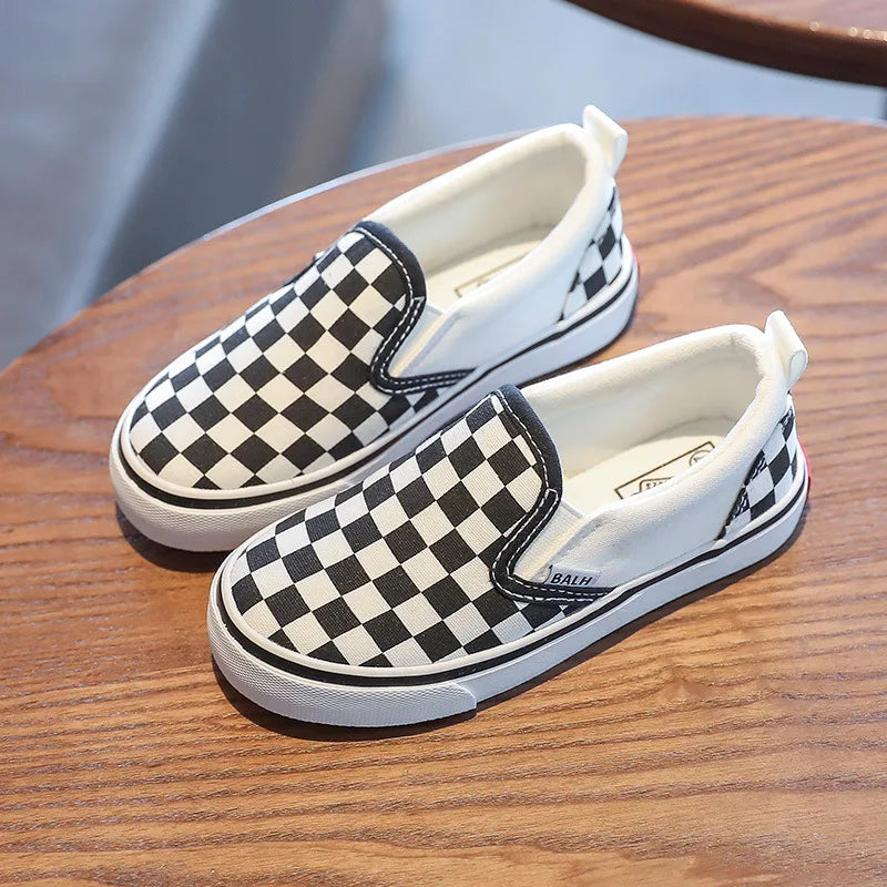 Chaussures de Jeu pour Enfants — Confort & Résistance