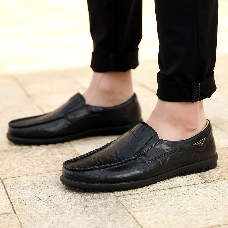 Men's Casual Shoes Genuine Leather Luxury Brand Designer Loafers 2025 Slip-on Black Driving Shoes Zapatos Casuales