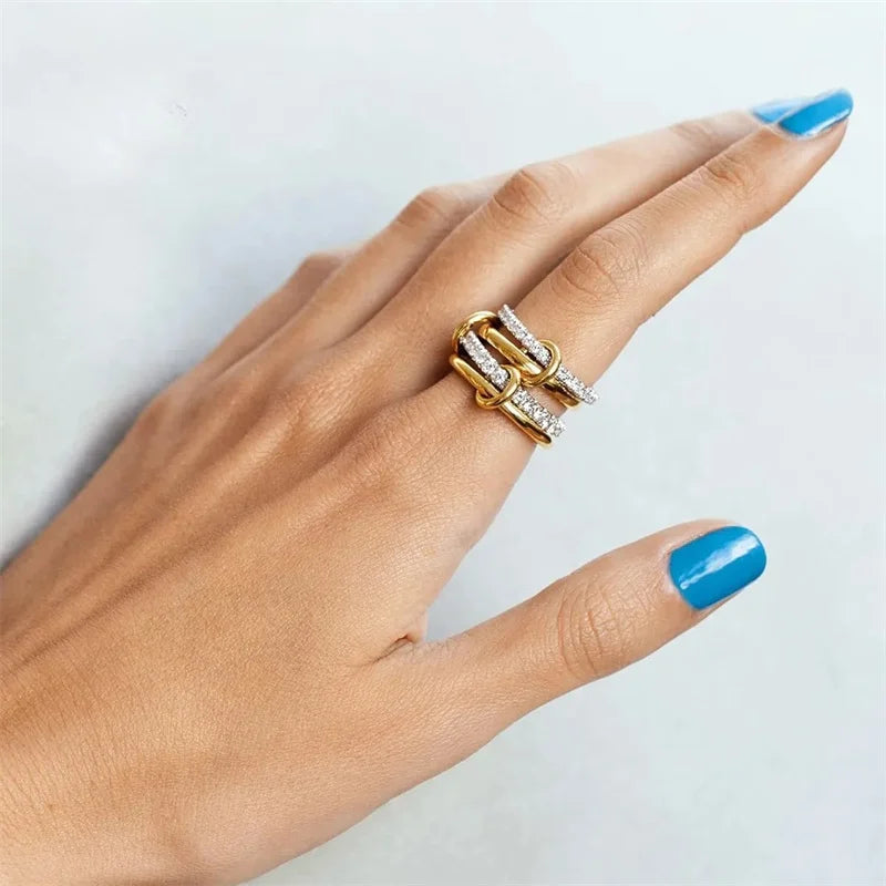 Une Niche bague de bijoux en cuivre bicolore à quatre anneaux, hypoallergénique, Style Ins, artefact empilable, adapté aux bijoux pour jeunes femmes