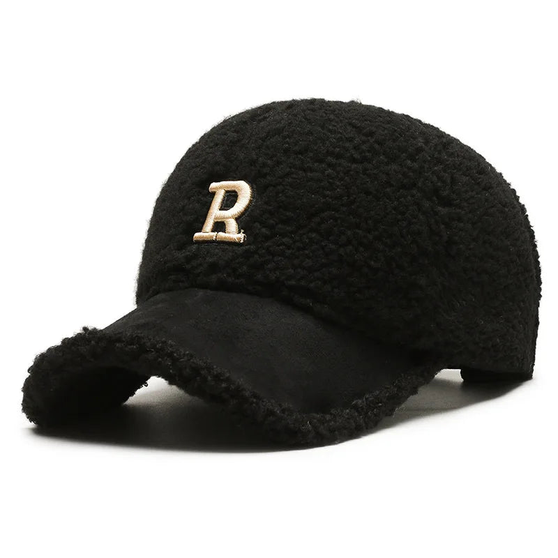 Gorras de béisbol de invierno a la moda en blanco y marrón para hombres, gorros de lujo de lana de cordero para mujeres, sombrero de golf a prueba de viento para exteriores, gorra para hombre