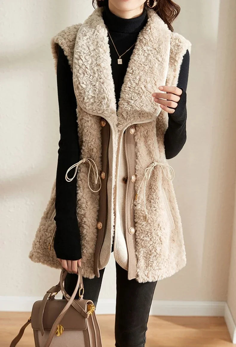 Gilets en peluche d'agneau pour femmes — automne, élégants, nouvelle collection