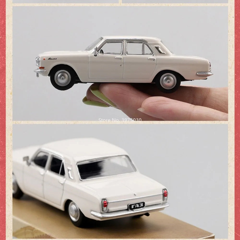 Modelos de coches de juguete GAZ-24 a escala 1:64 con ruedas, absorción de golpes, vehículos en miniatura, modelo interior simulado de coche para entretenimiento educativo infantil