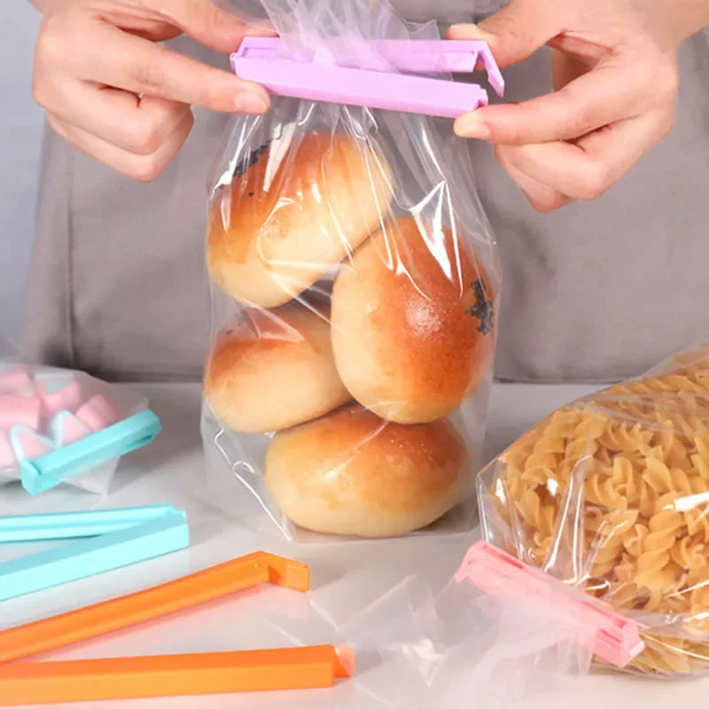 Airtight Food Bag Clips, 12 Pieces, Reusable and Waterproof Plastic Sealer for Snacks, Chips, and Cereals | Dishwasher-Safe Kitchen Accessories