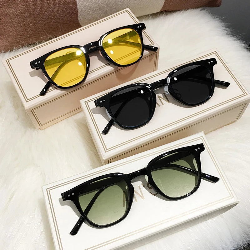 Lunettes de Soleil Carrées Vintage Femme & Homme — Petites Rondes Mode