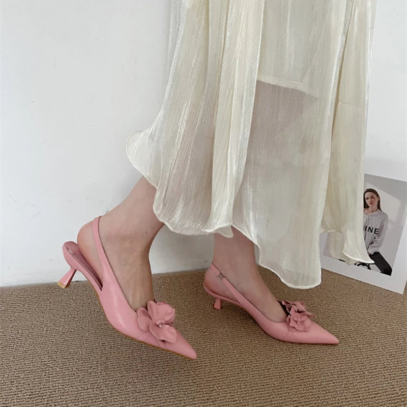 Escarpins Pointus à Talons Hauts Femme — Élégance & Style