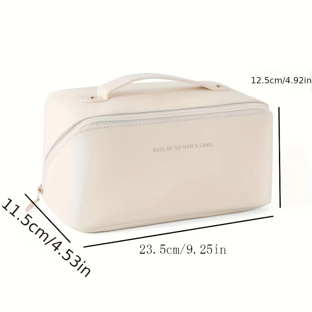 Trousse de Maquillage de Luxe Femme — Toilette, Poudres & Cosmétiques Voyage