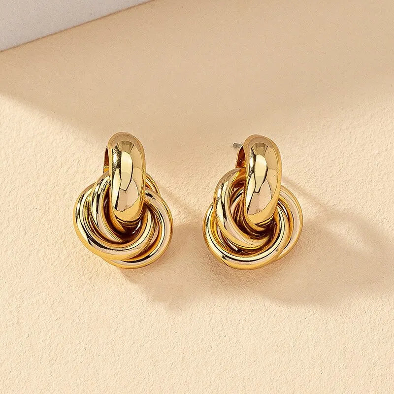 Ensemble de boucles d'oreilles en forme de nœud pour femmes, 2 paires, couleur or argent, plaqué brillant, tendance, clou, mignon, usage quotidien, ensemble de bijoux