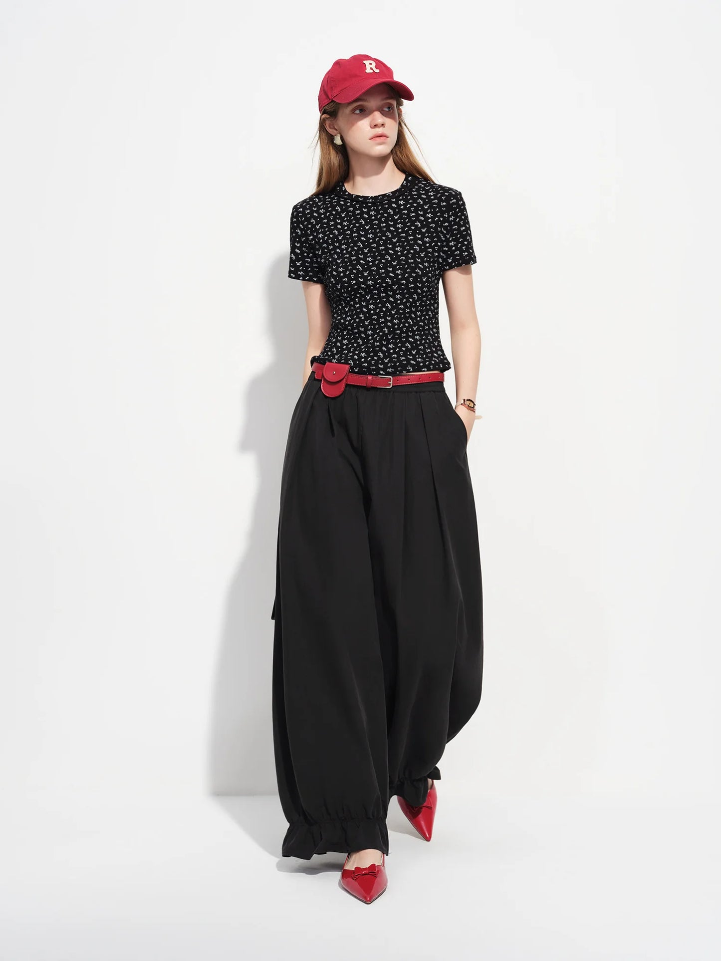 T-shirt femme en piqué ajusté et polyvalent — printemps 2026, coton ajusté, manches courtes