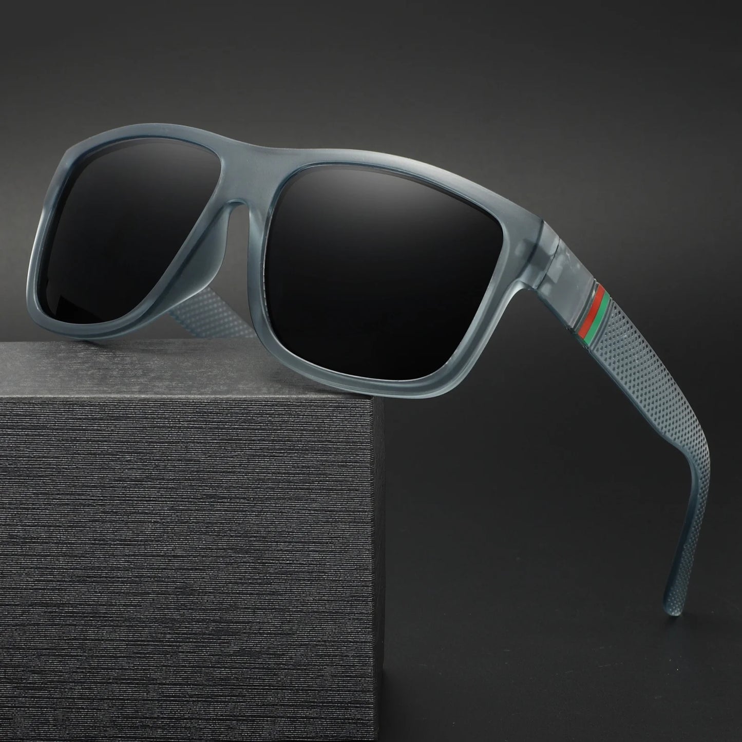 Nouveau UV400 lunettes de soleil hommes femmes randonnée lunettes de soleil Sport de plein air lunettes de pêche mâle femme lunettes carrées
