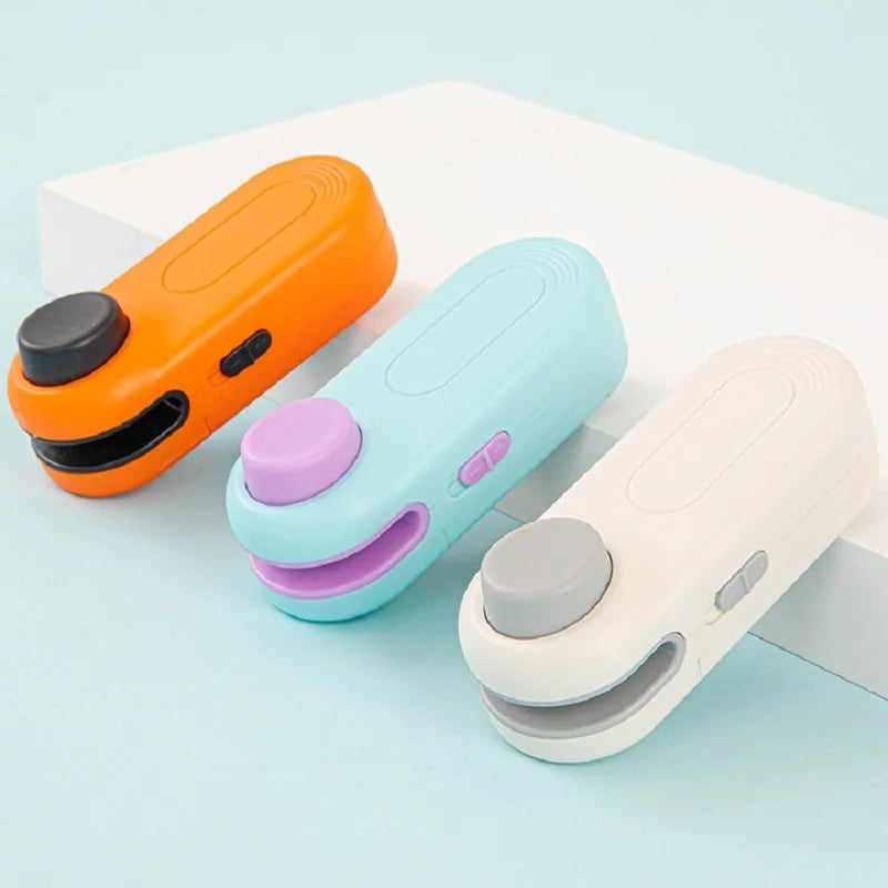 2-in-1 Mini Portable Sealer Heat Sealer for Snacks Home Use Rechargeable Sealer Vacuum Sealer Snacks Plastic Bag Heat Sealer