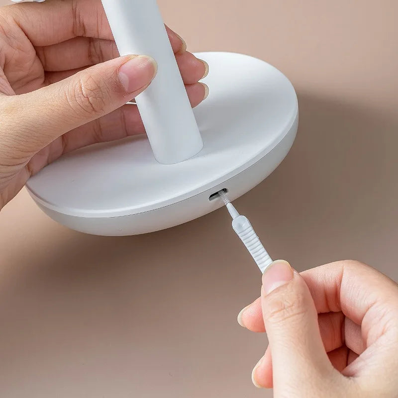 Kit de limpieza antipolvo para puerto de carga de teléfono móvil, para iPhone 15 14 13 Pro Max, cepillo de limpieza antipolvo para teclado de ordenador