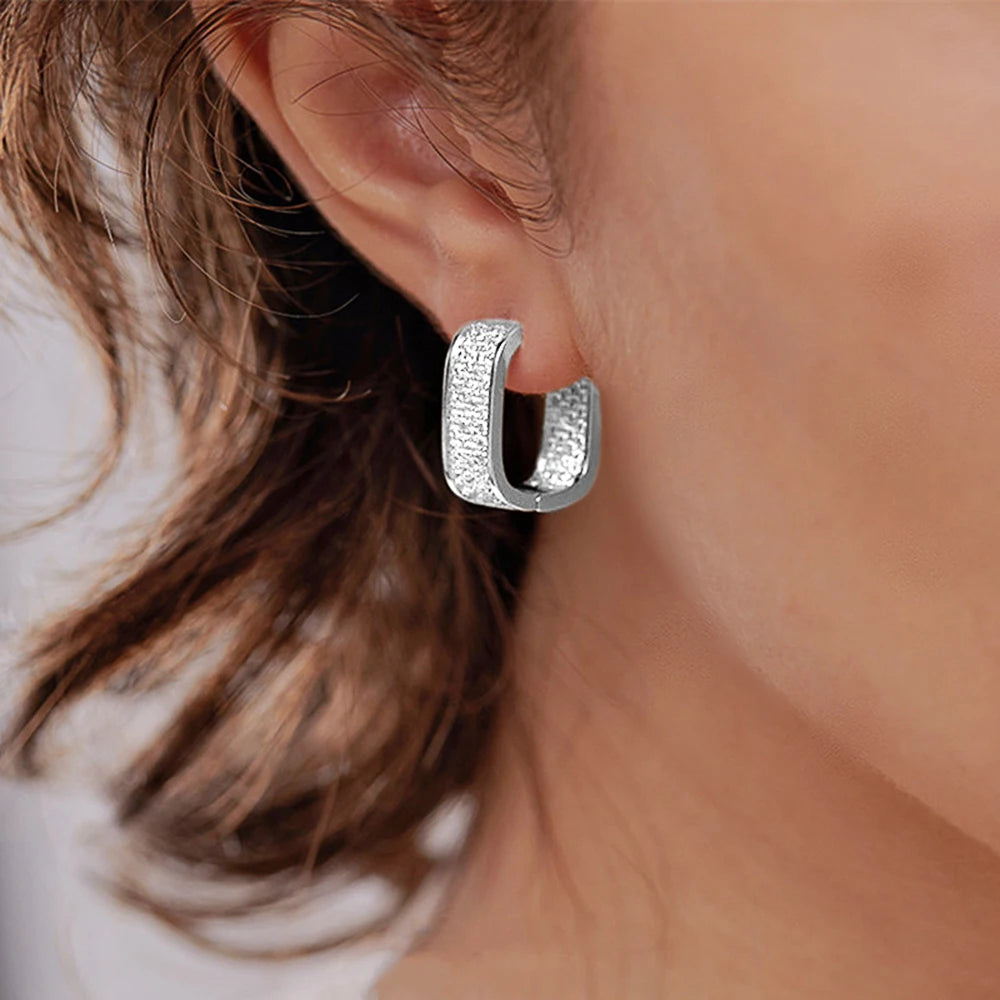 Huitan Bling Bling CZ Earrings for Women Luxury Gold/Silver Color Fashion Contracted Lady Earrings Drop Shipping Jewelry