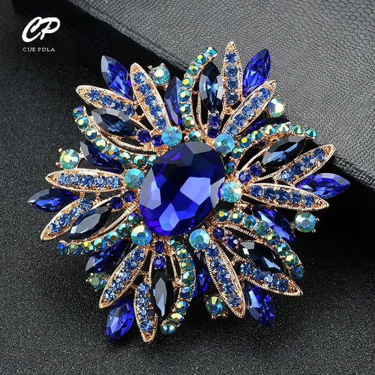 Broche européenne et américaine, Style tendance, alliage métallique, perle, strass, fleur, goutte d'huile, Corsage pour femmes