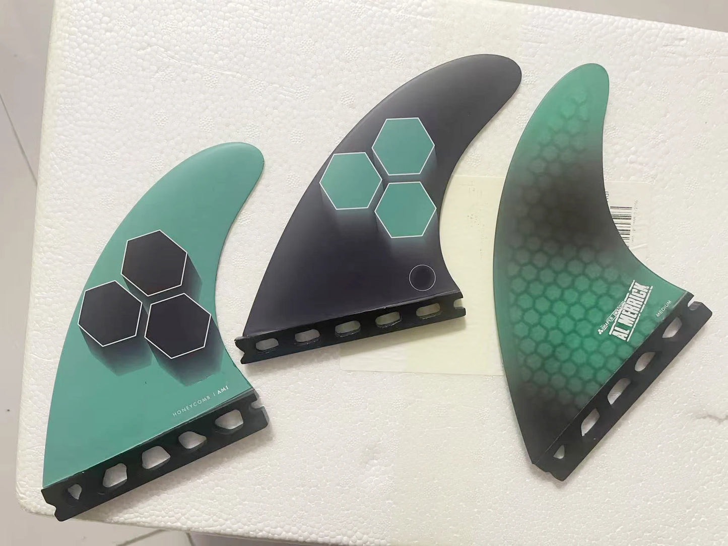 Aletas de propulsor de surf de carbono tipo nido de abeja y aletas de tabla de surf de fibra de vidrio en Surf AM2 DHD Techflex SuperE Rasta FINS Jordy