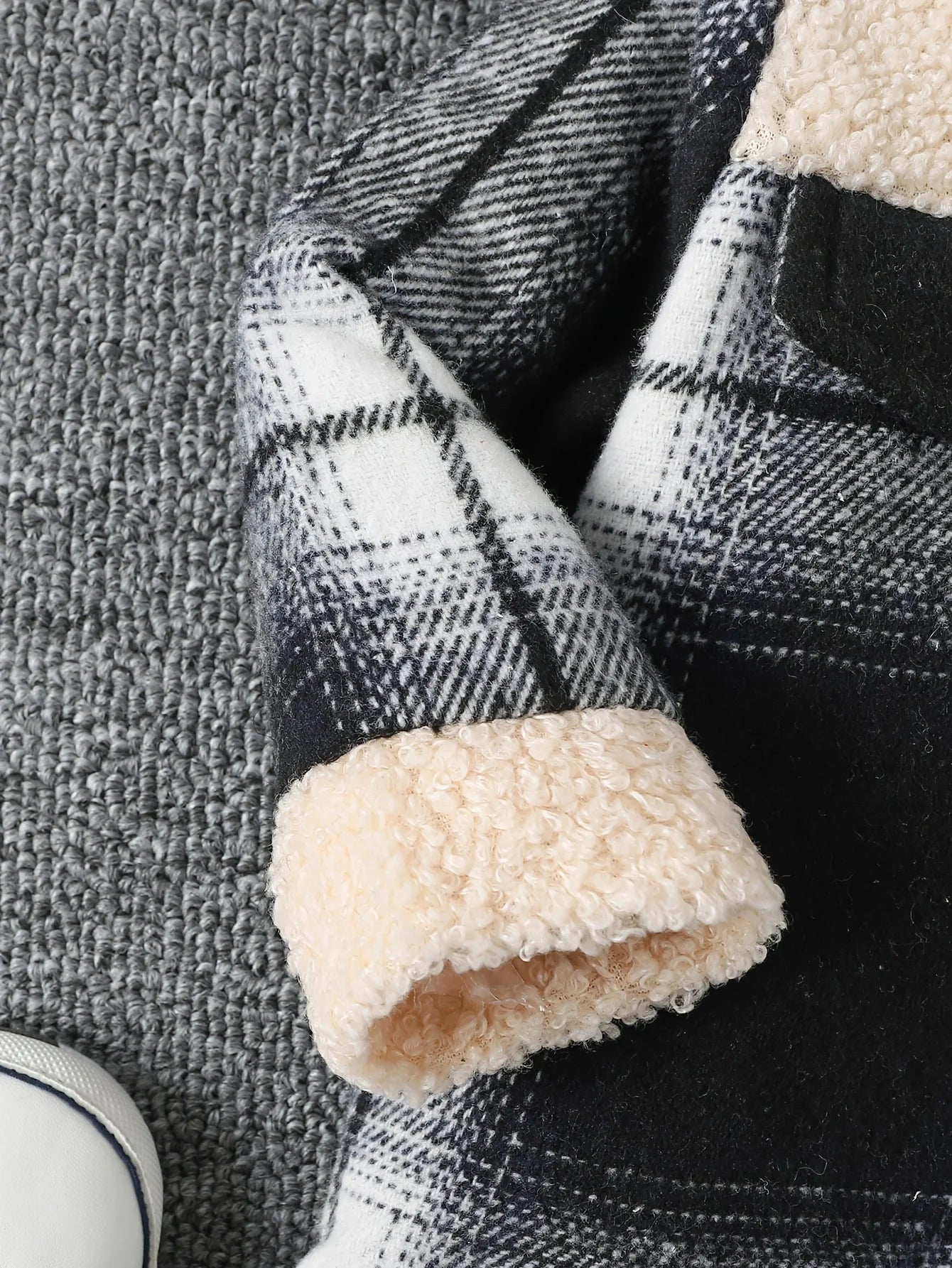 Veste en peluche patchwork à carreaux à manches longues pour bébé garçon, à la mode et simple, pour l'automne et l'hiver