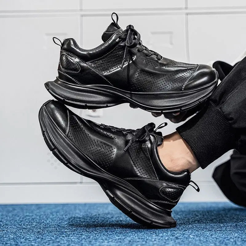 Zapatillas retro de invierno para hombre, zapatos de cuero casuales de estilo británico, de lujo, ligeros, para ocio al aire libre, nueva colección 2025