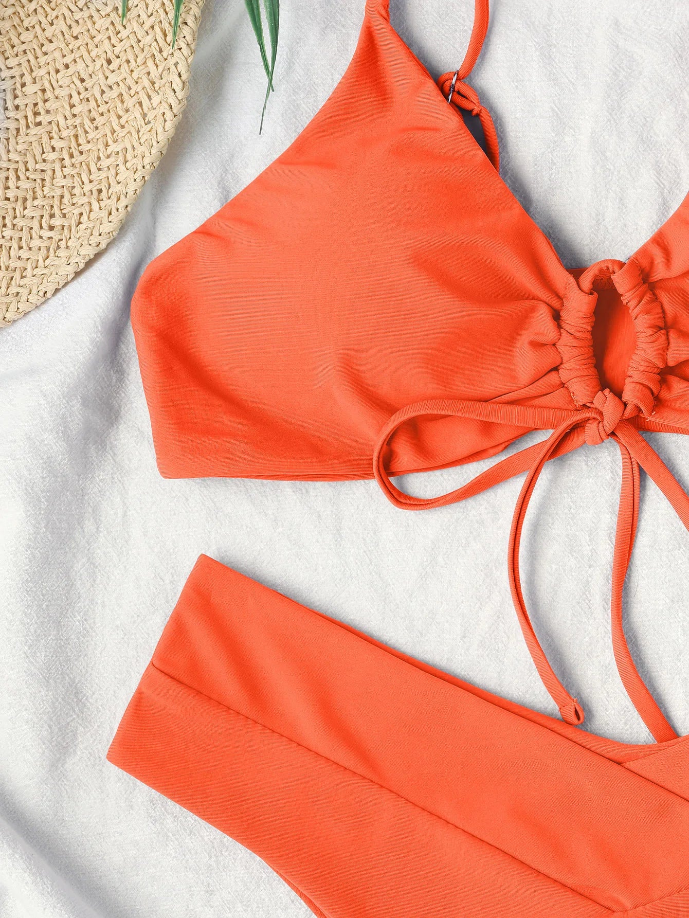 Nouveau ensemble de Bikini à haute élasticité pour 2025 été deux pièces couleur unie à lacets Sexy femmes maillot de bain plage maillot de bain maillots de bain