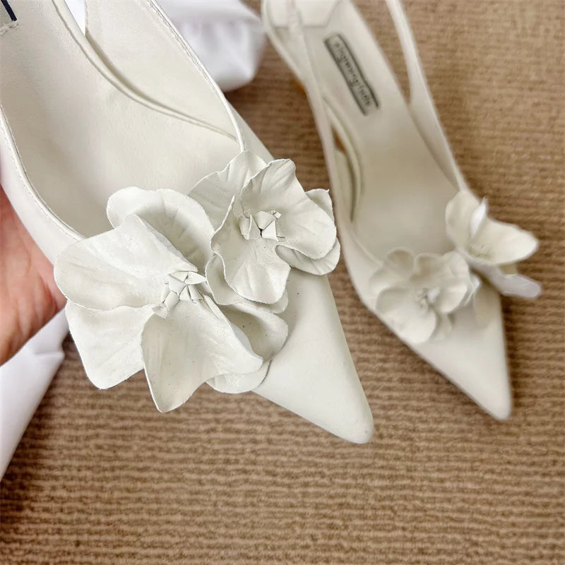 Escarpins Pointus à Talons Hauts Femme — Élégance & Style