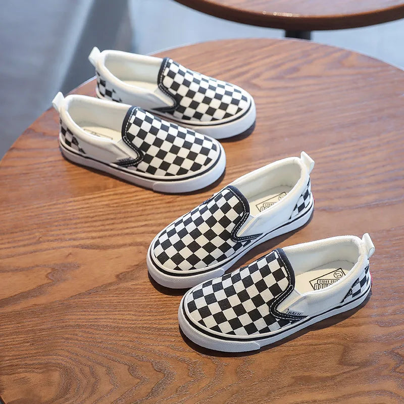 Chaussures de Jeu pour Enfants — Confort & Résistance