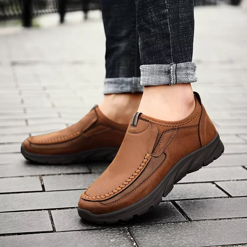 Zapatos casuales de cuero retro para hombre, mocasines transpirables sin cordones, zapatos de conducción para hombre, zapatillas para caminar, talla 39-48