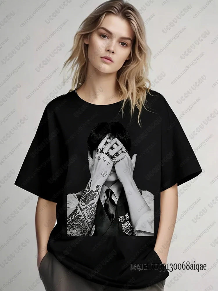 T-Shirt Imprimé Chanteur Pop Femme — Concert Tournée 2026, Fan, Style Y2K, Boy Band